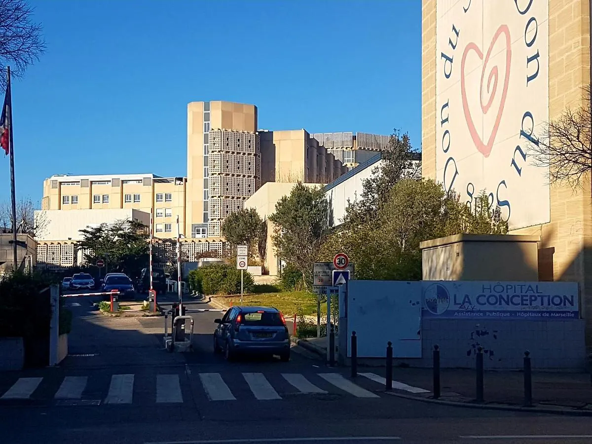 Joli 2 pièces climatisé tout équipé pour séjour agréable Marseille