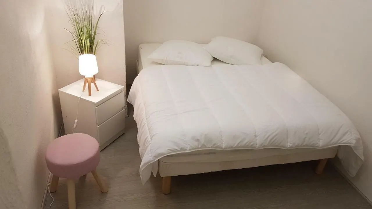 Joli 2 Pieces Climatise Tout Equipe Pour Sejour Agreable Apartment Marseille
